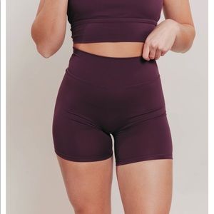 Ptula Taylor short 6”